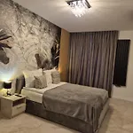 Panoramica House 17 Pietro شقة